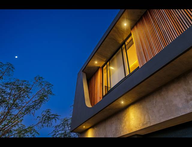 4 BEDROOM FREEHOLD FOR SALE IN SEATON ESTATE